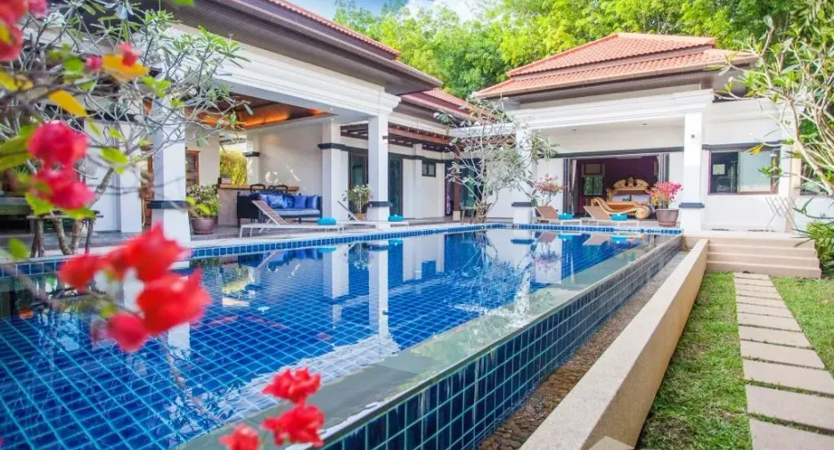 ให้เช่า 4 ห้องนอน วิลล่า ใน ถลาง, ภูเก็ต