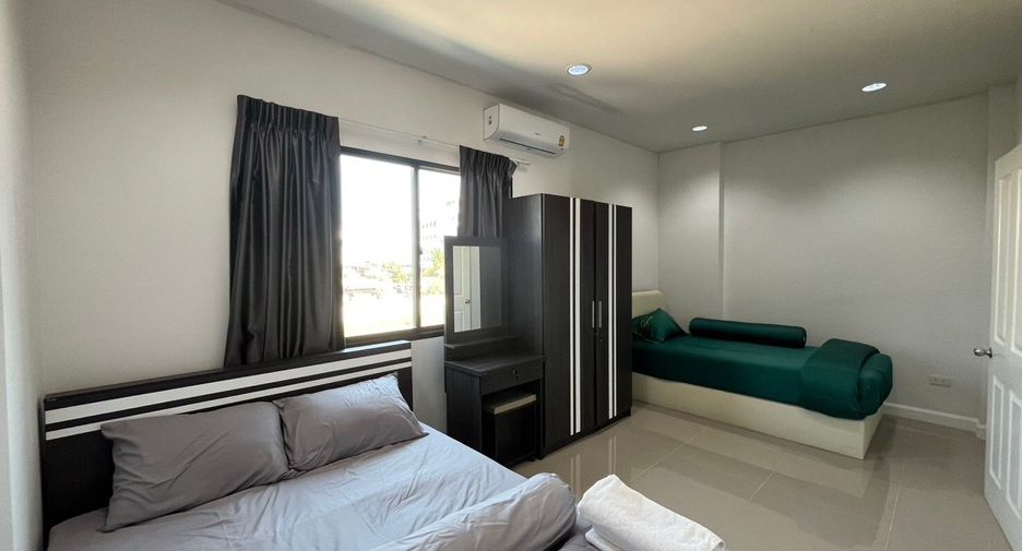 For rent 2 bedrooms townhouse in Cha Am, Phetchaburi