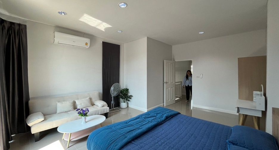 For rent 2 bedrooms townhouse in Cha Am, Phetchaburi