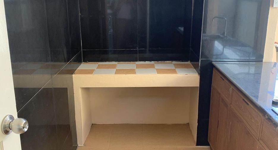 Haus zur Miete mit 3 Zimmer in San Sai, Chiang Mai