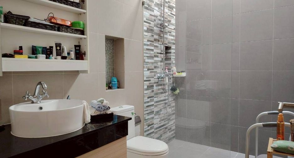 For sale 3 bedrooms villa in Hua Hin, Prachuap Khiri Khan