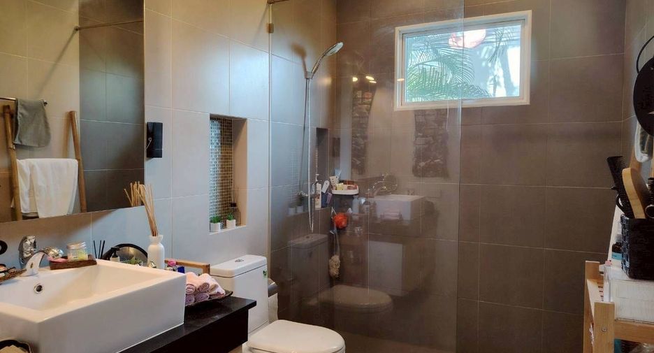 For sale 3 bedrooms villa in Hua Hin, Prachuap Khiri Khan