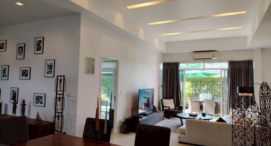 For sale 3 bedrooms villa in Hua Hin, Prachuap Khiri Khan