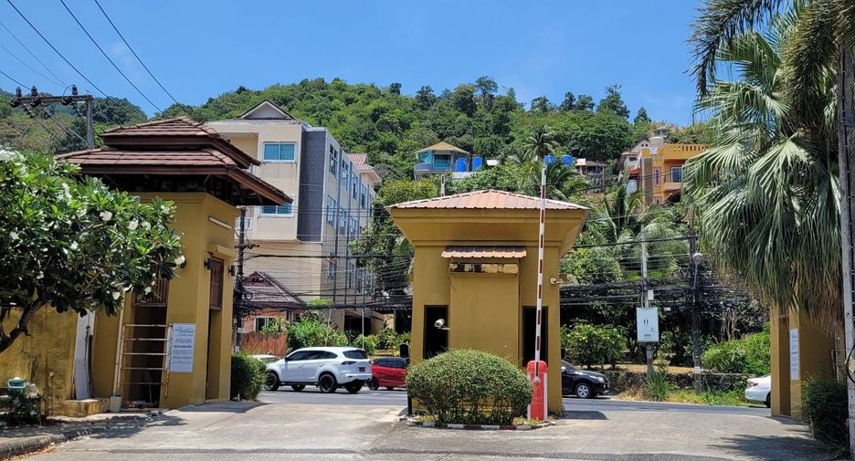 À vendre et à louer 3 chambres villa à Kathu, Phuket