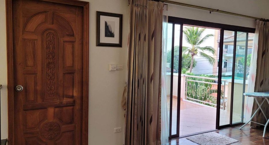 À vendre et à louer 3 chambres villa à Kathu, Phuket