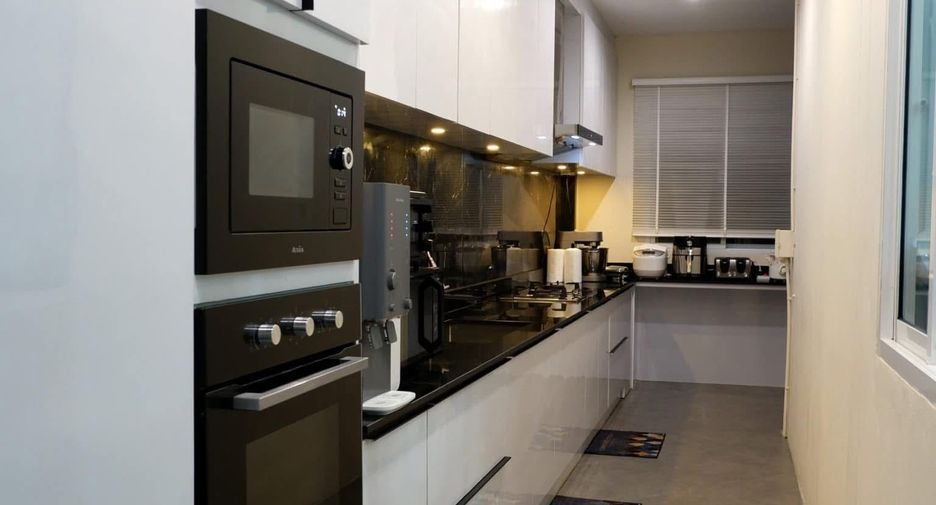 Haus zur Miete mit 3 Zimmer in Saraphi, Chiang Mai