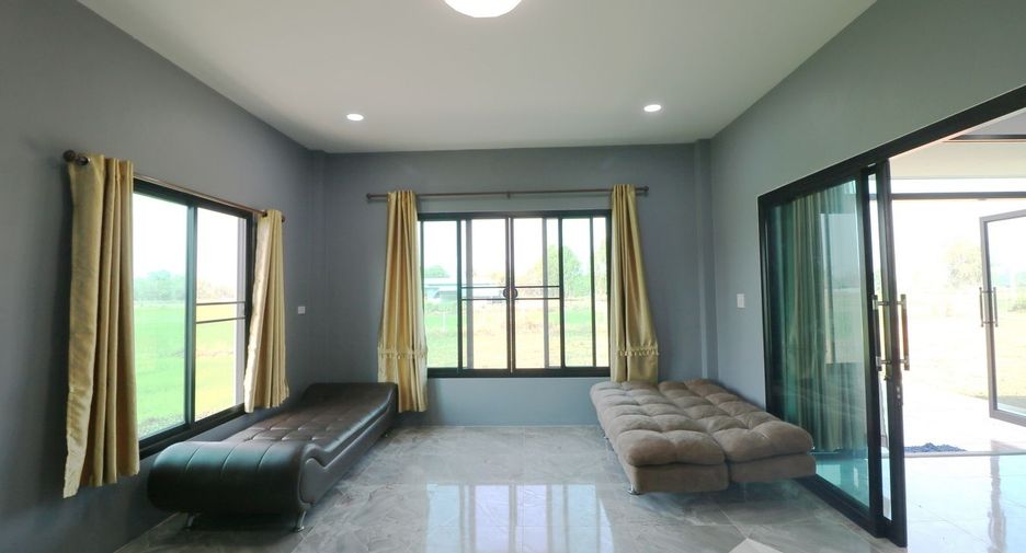 For sale 3 bedrooms house in Tha Bo, Nong Khai