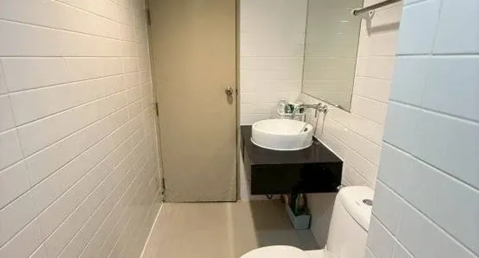 For sale studio condo in Bang Na, Bangkok
