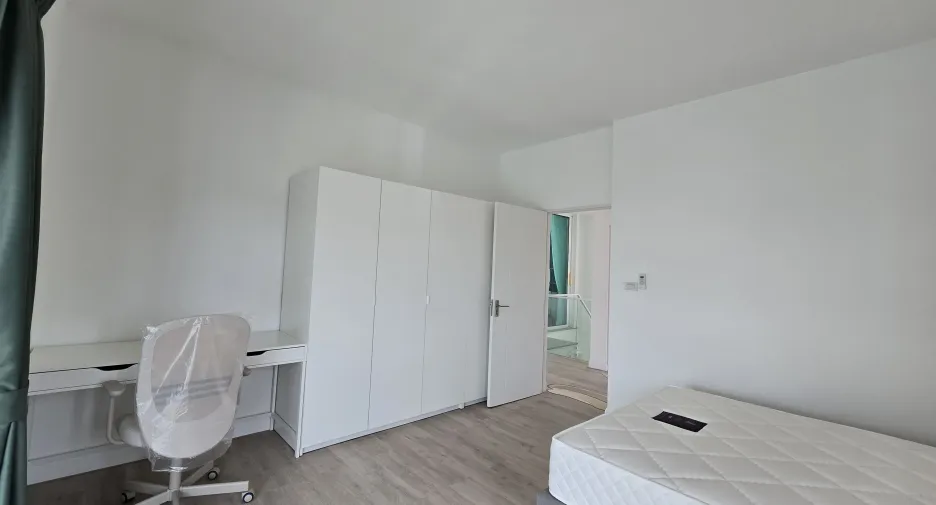 Casa en venta y en alquiler de 5 habitaciones en Mueang Phuket, Phuket