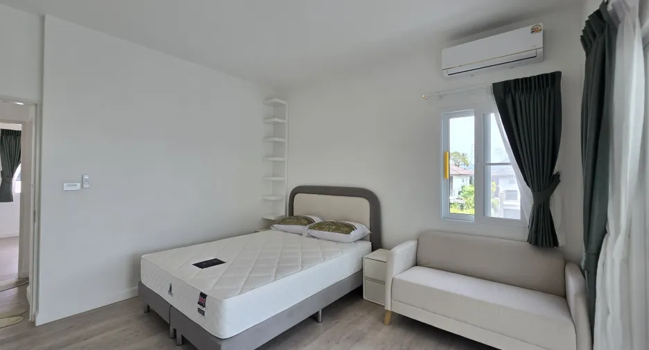 Casa en venta y en alquiler de 5 habitaciones en Mueang Phuket, Phuket