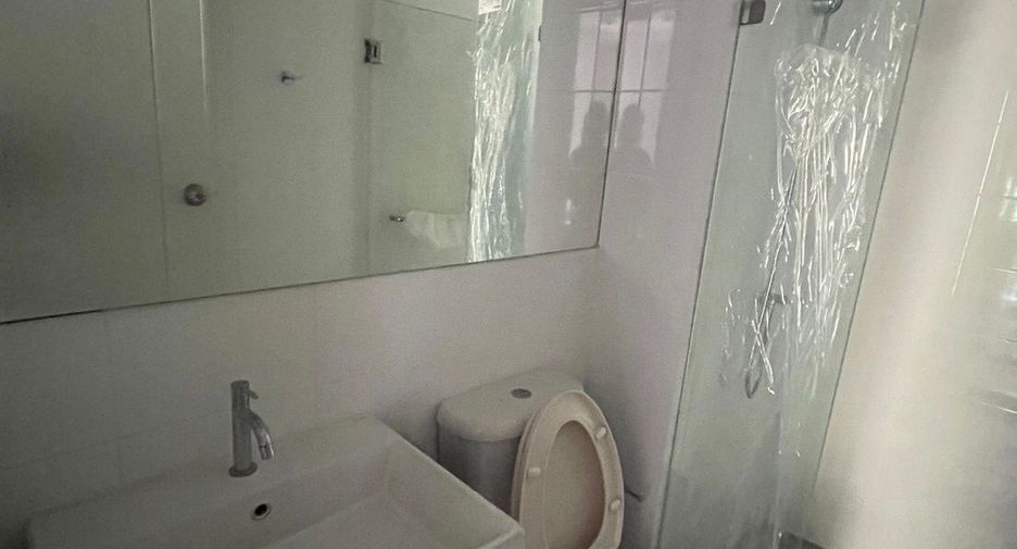For sale studio condo in Bang Na, Bangkok