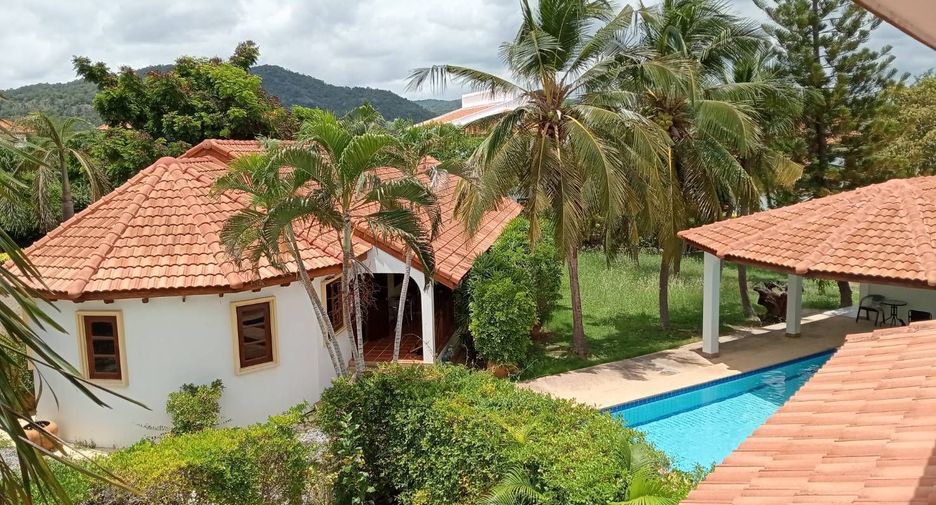 For rent 6 bedrooms villa in Hua Hin, Prachuap Khiri Khan