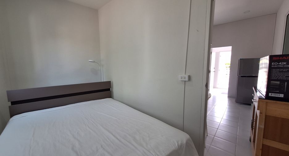 For rent 6 bedrooms villa in Hua Hin, Prachuap Khiri Khan