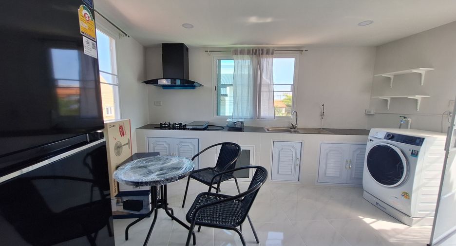 For rent 6 bedrooms villa in Hua Hin, Prachuap Khiri Khan