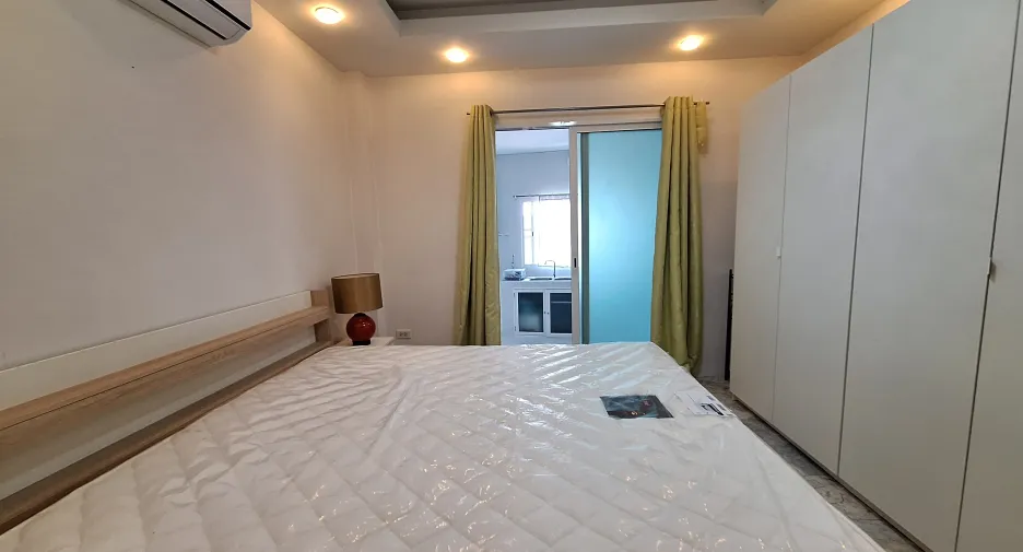For rent 6 bedrooms villa in Hua Hin, Prachuap Khiri Khan