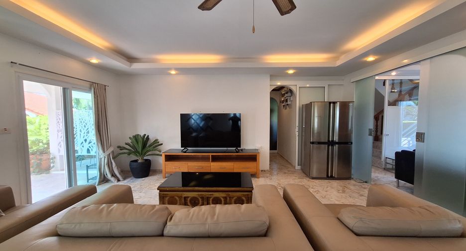 For rent 6 bedrooms villa in Hua Hin, Prachuap Khiri Khan
