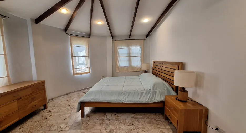 For rent 6 bedrooms villa in Hua Hin, Prachuap Khiri Khan