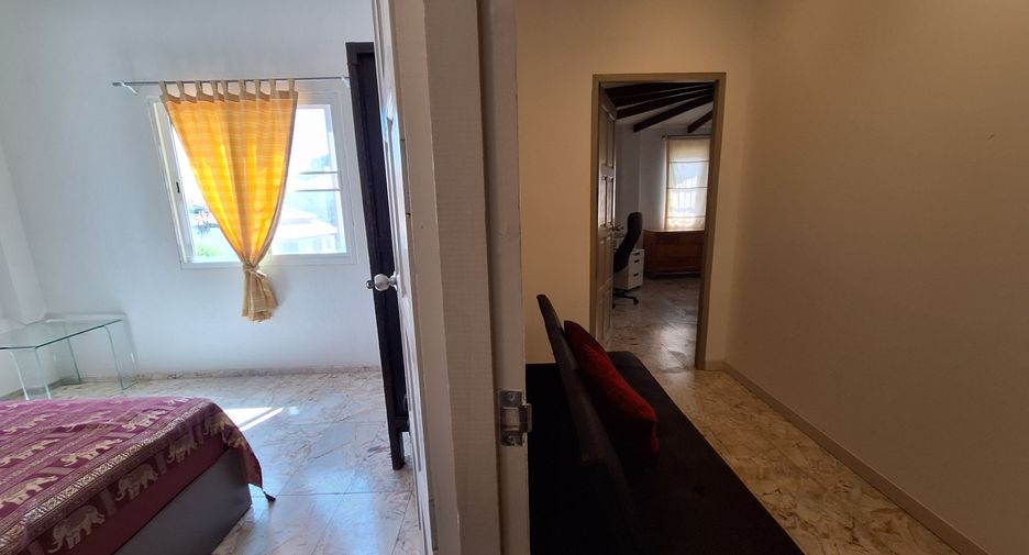 For rent 6 bedrooms villa in Hua Hin, Prachuap Khiri Khan