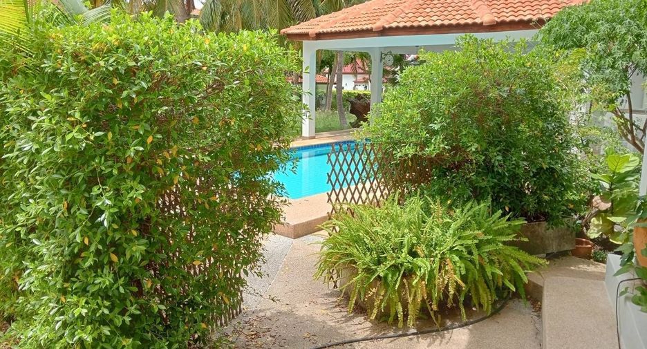 For rent 6 bedrooms villa in Hua Hin, Prachuap Khiri Khan