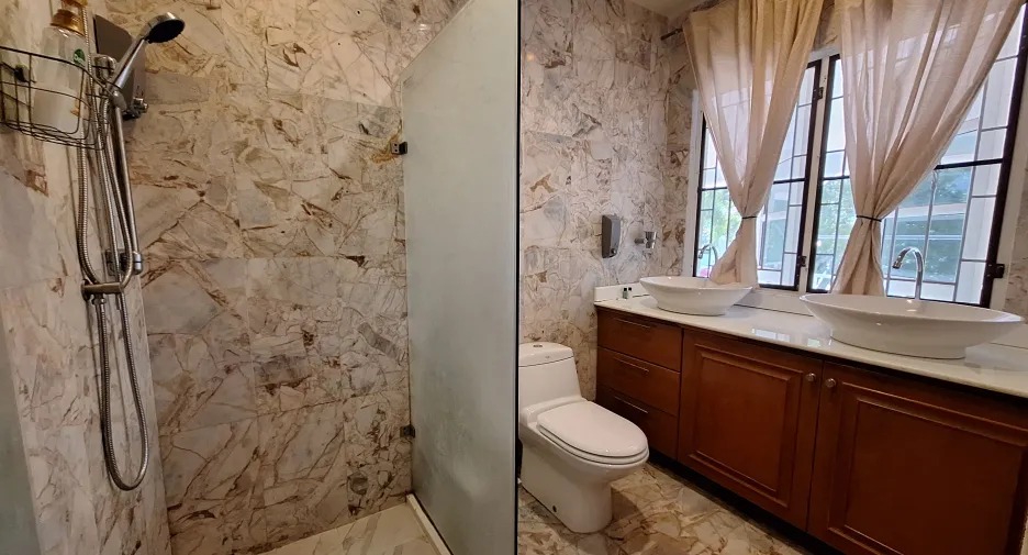 For rent 6 bedrooms villa in Hua Hin, Prachuap Khiri Khan