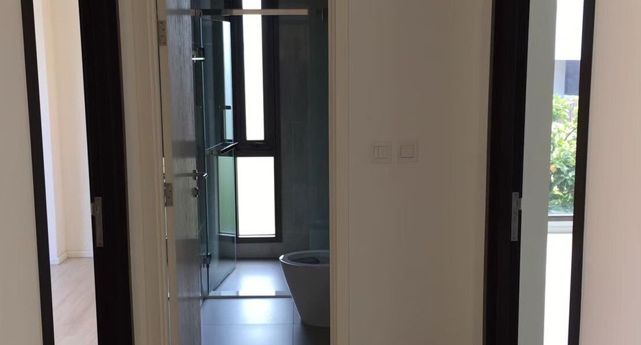 For sale 2 bedrooms condo in Phaya Thai, Bangkok