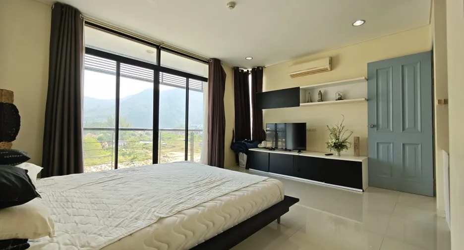 For rent 3 bedrooms condo in Kathu, Phuket