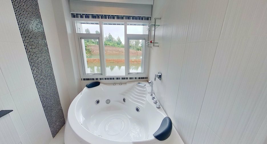 Villa en venta de 3 habitaciones en Hang Dong, Chiang Mai