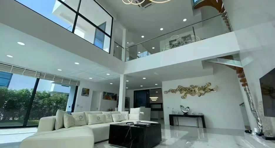 For sale 6 bedrooms villa in Bang Lamung, Chonburi