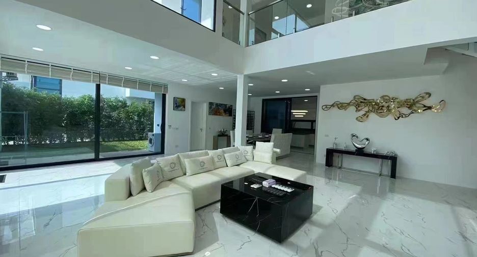 For sale 6 bedrooms villa in Bang Lamung, Chonburi