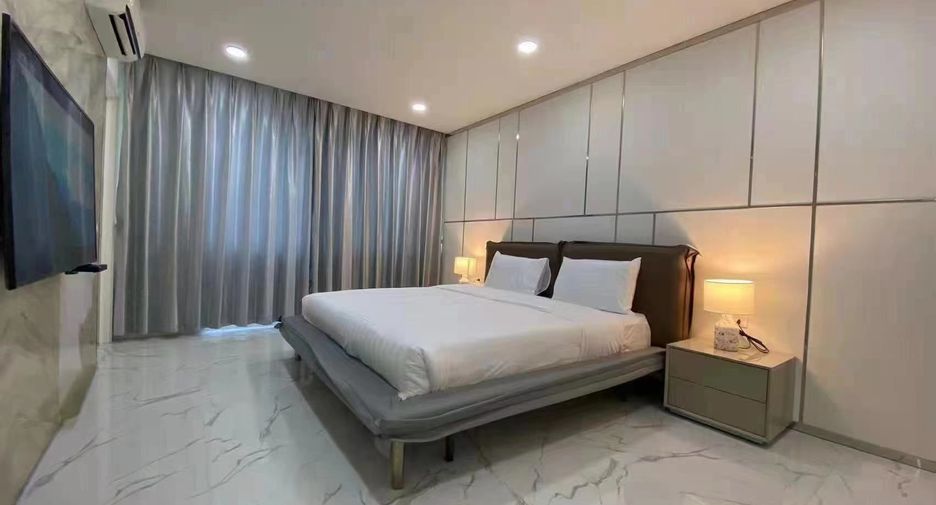 For sale 6 bedrooms villa in Bang Lamung, Chonburi