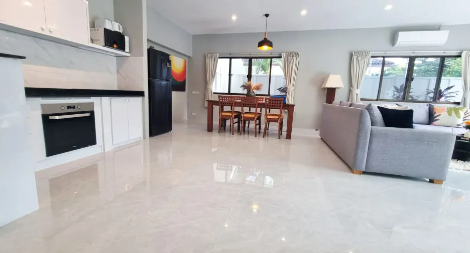 For rent 2 bedrooms villa in Mueang Phuket, Phuket