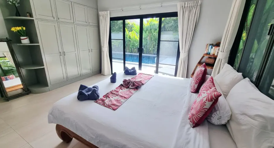 For rent 2 bedrooms villa in Mueang Phuket, Phuket