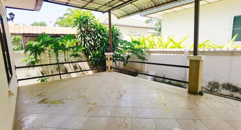 For sale and for rent 4 bedrooms house in Cha Am, Phetchaburi