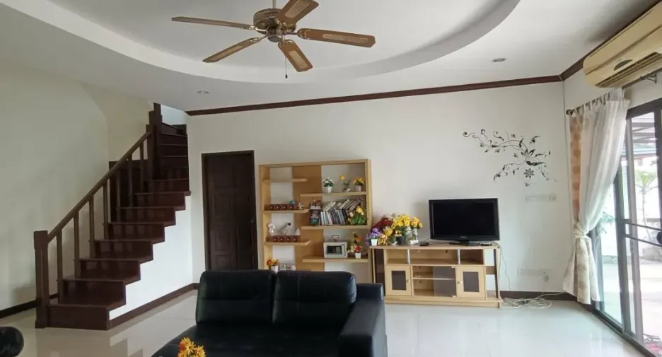 For sale and for rent 4 bedrooms house in Cha Am, Phetchaburi