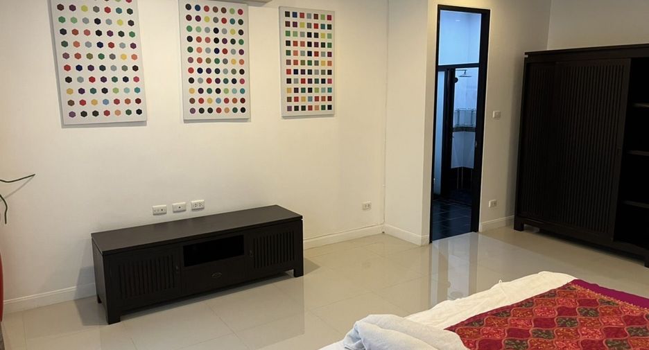 For sale and for rent 4 bedrooms villa in Hua Hin, Prachuap Khiri Khan