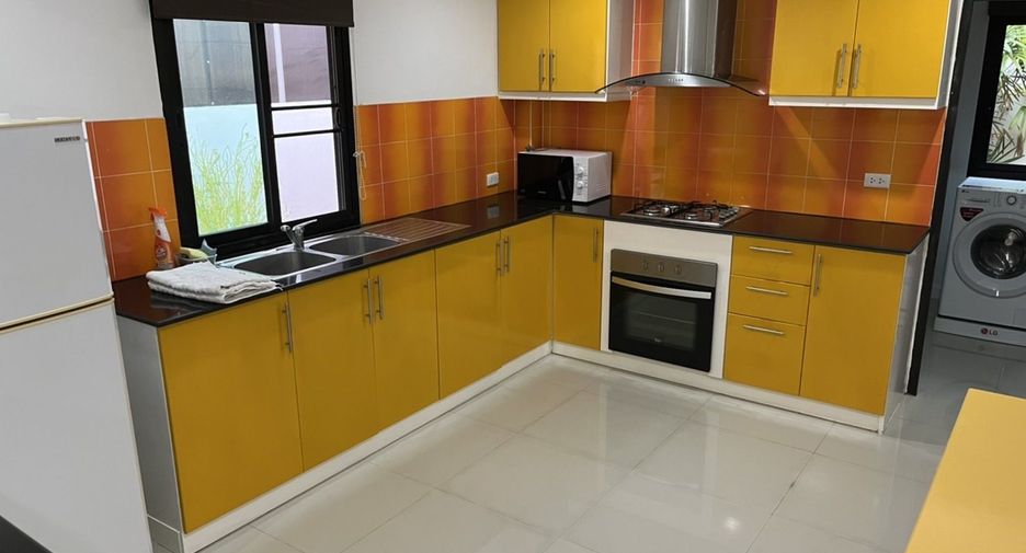 For sale and for rent 4 bedrooms villa in Hua Hin, Prachuap Khiri Khan