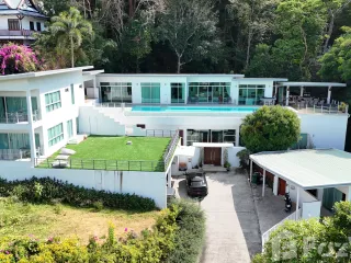 À vendre 8 chambres villa à Kathu, Phuket