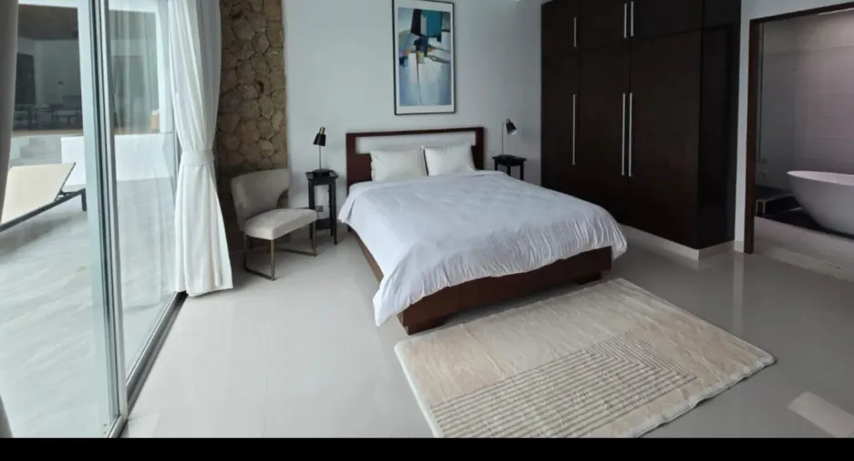 Villa en venta de 8 habitaciones en Kathu, Phuket