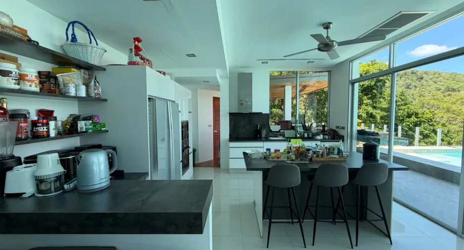 Villa en venta de 8 habitaciones en Kathu, Phuket
