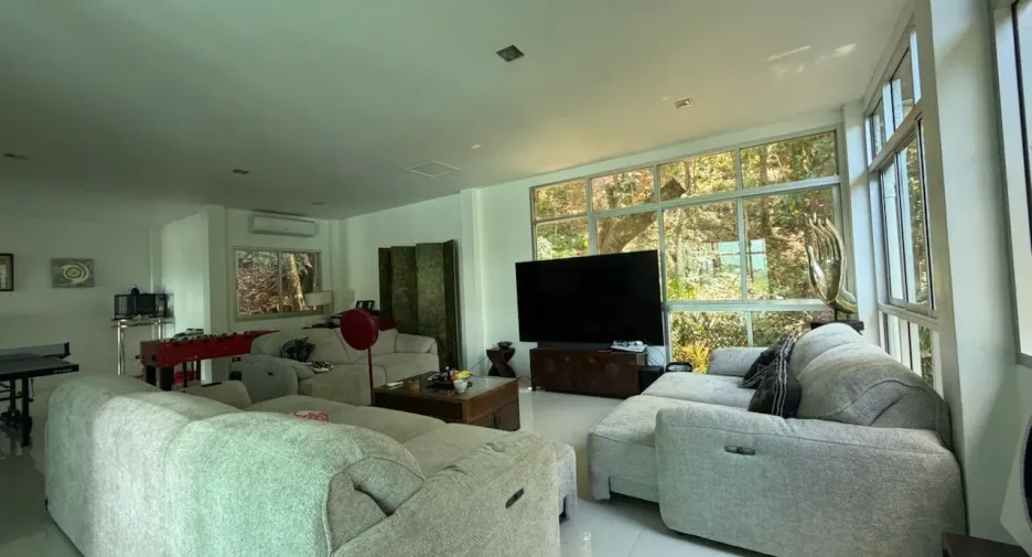 Villa en venta de 8 habitaciones en Kathu, Phuket