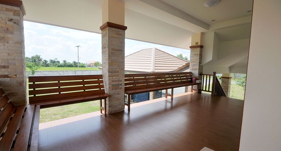 For sale 6 bedrooms villa in Doi Saket, Chiang Mai