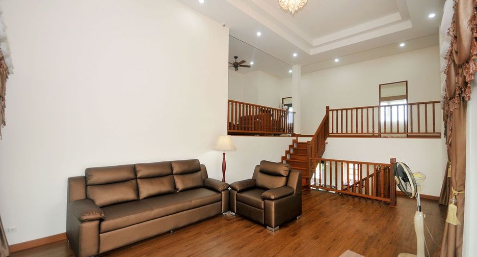 For sale 6 bedrooms villa in Doi Saket, Chiang Mai