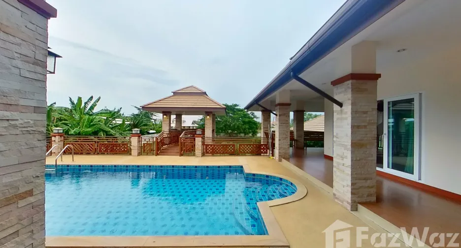 For sale 6 bedrooms villa in Doi Saket, Chiang Mai