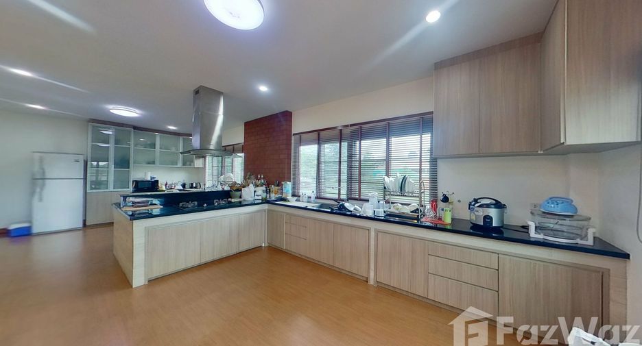 For sale 6 bedrooms villa in Doi Saket, Chiang Mai