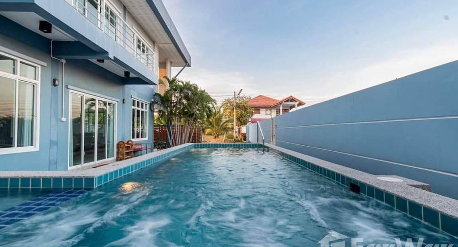 For rent 4 bedrooms villa in Hua Hin, Prachuap Khiri Khan