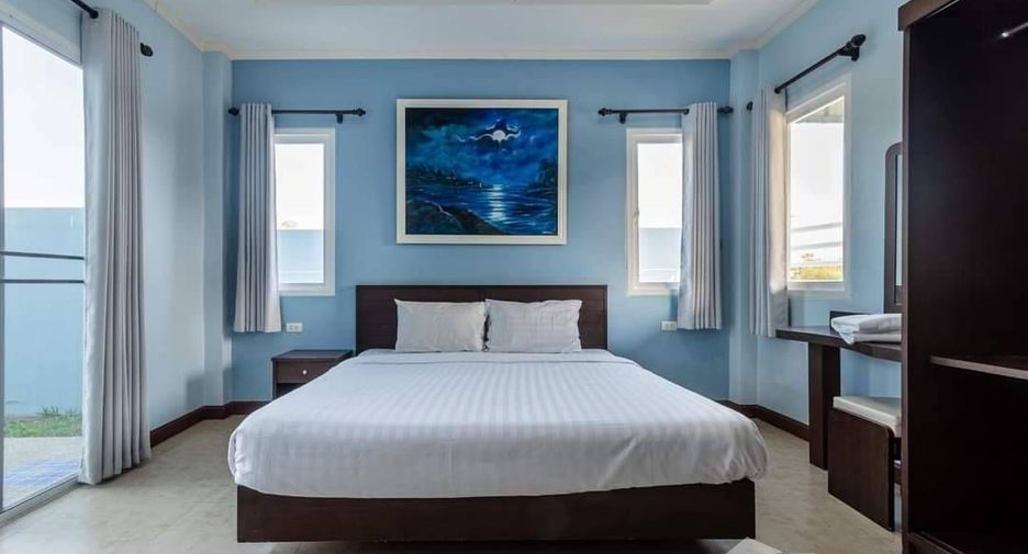 For rent 4 bedrooms villa in Hua Hin, Prachuap Khiri Khan