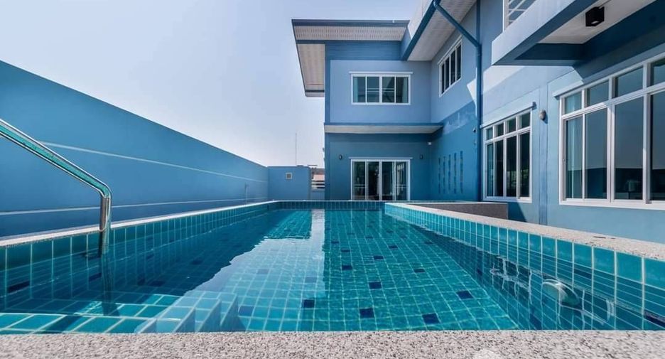 For rent 4 bedrooms villa in Hua Hin, Prachuap Khiri Khan