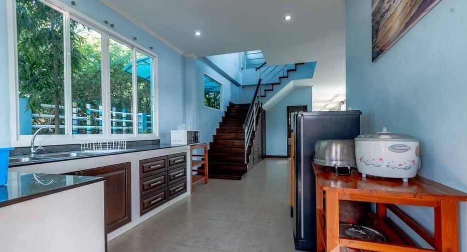 For rent 4 bedrooms villa in Hua Hin, Prachuap Khiri Khan