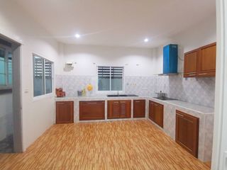 For rent and for sale 4 bedrooms house in Hua Hin, Prachuap Khiri Khan