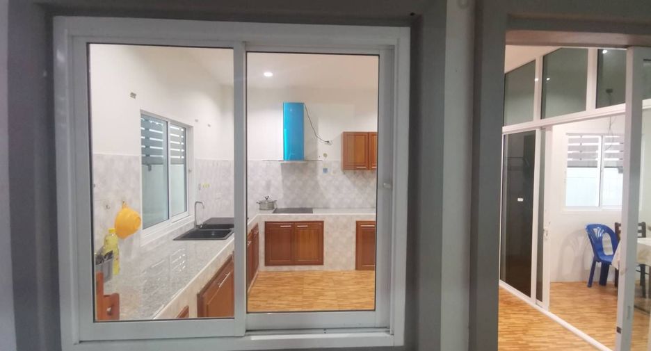 À vendre et à louer 4 chambres maison à Hua Hin, Prachuap Khiri Khan